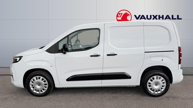 Vauxhall Combo Cargo Combo Diesel 1.5 Turbo D 100ps Prime Plus H1 Van - Image 4